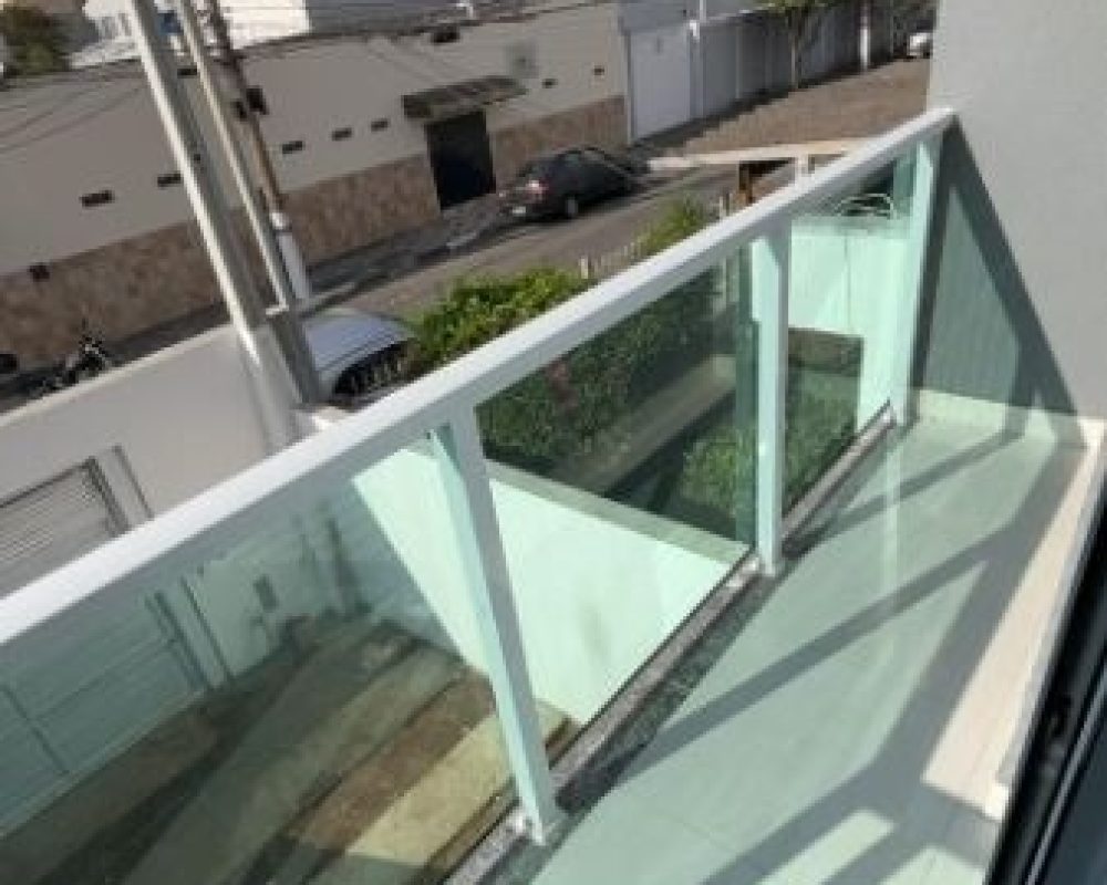 24106810-2d10-4942-a502-2852afaeb52a_magic